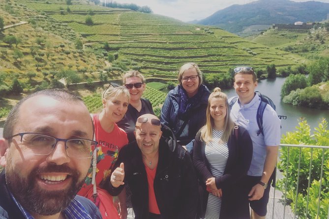 Douro Valley Tour: Wine Tasting, Cruise and Lunch from Porto - Port wine tastings: what you should look for in each stop