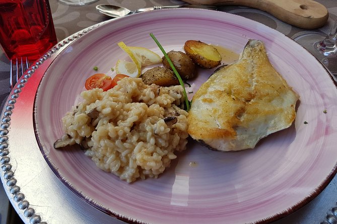 Douro Valley Wine Tour: 3 Vineyard Visits, Wine Tastings, Lunch - Getting There: 8:30 Start, Long Roads, and Why Breakfast Matters