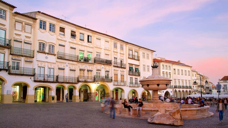 Évora: Small group walking tour with Chapel of Bones - What the $40 price feels like in real terms