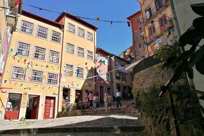 Experience Porto's Charm: 3-Hour Guided Walking Tour - Porto Cathedral and Santa Clara: the “look up” stops