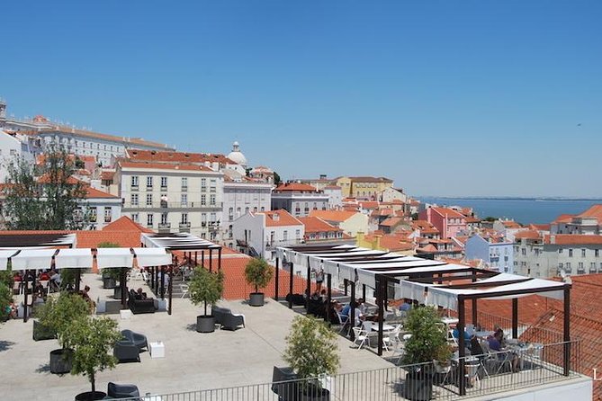 Expert Lisbon Tour with Local Guide in Private Eco Tuk Tuk - Príncipe Real: gardens, boutiques, and a calmer pace above the center