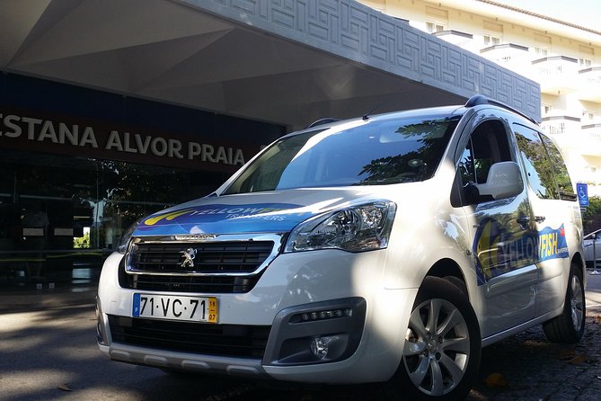 Faro airport - Albufeira: Private Return Transfer - Local tips from your driver: quick orientation without slowing you down