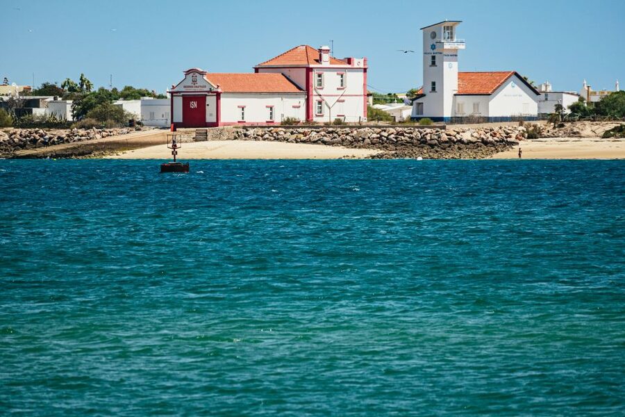 Faro: Deserta Island and Farol Island Catamaran Boat Trip - Why Ria Formosa works so well for a 3-hour cruise