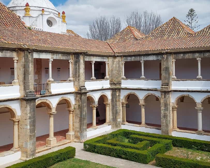Faro: Private & Flexible Walking Tour in Historic Center - Largo da Sé and Faro Cathedral, then the Bell Tower climb