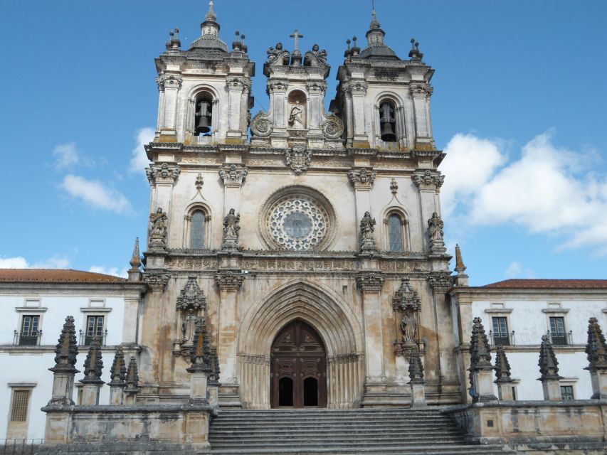Fátima, Batalha, Alcobaça, Nazaré and Óbidos Private Tour - Price and Value: What $353 Per Group Really Buys