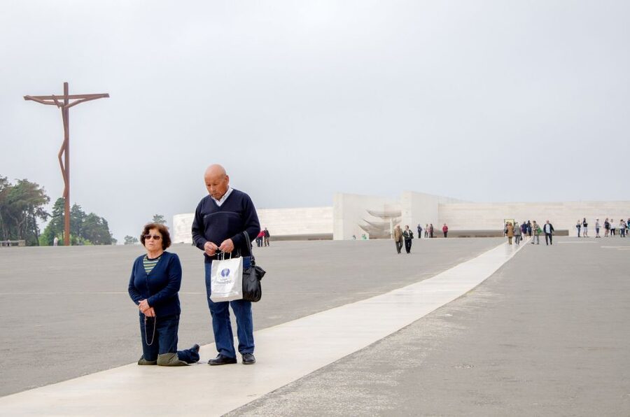 Fátima, Óbidos and the Atlantic Coast Day Tour from Lisbon - Nazaré viewpoint and beach time for sea food and surf-country views