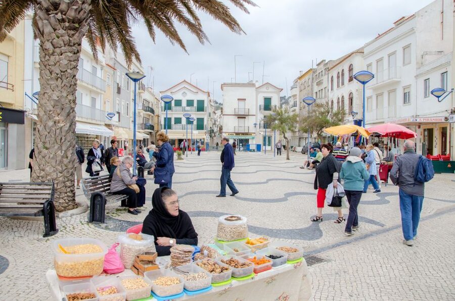Fátima, Óbidos and the Atlantic Coast Day Tour from Lisbon - Guide quality is the difference maker on a day this full