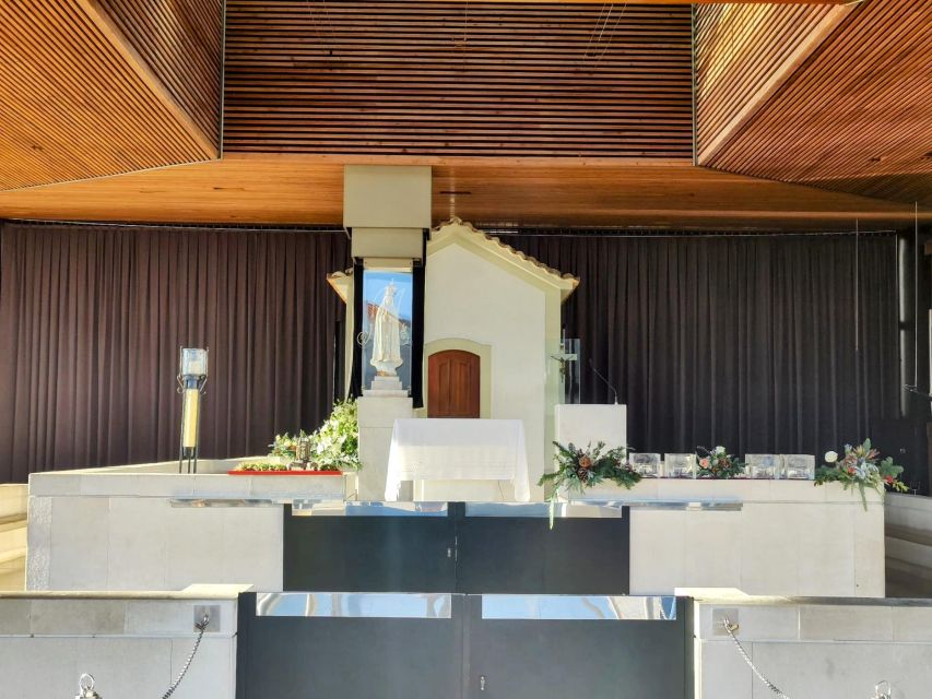 Fátima Private Tour: Shrine| Sacred Path |Shepherds House - Basilicas and the Chapel of the Apparitions: where the 1917 story becomes real