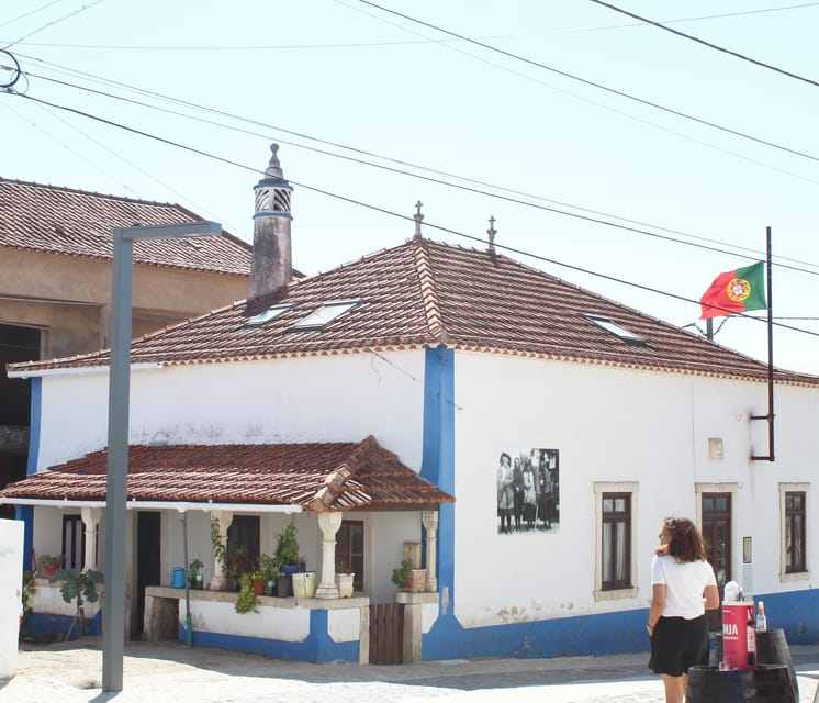 Fátima: Sanctuary and Aljustrel Village, Private Guided Tour - Valinhos Stations of the Cross: Angel of Peace to Our Lady
