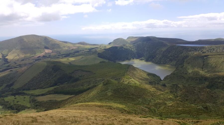 Flores Island: Full-Day Guided Tour with Lunch - Caldeiras and Lakes: The Part of the Tour You’ll Keep Thinking About