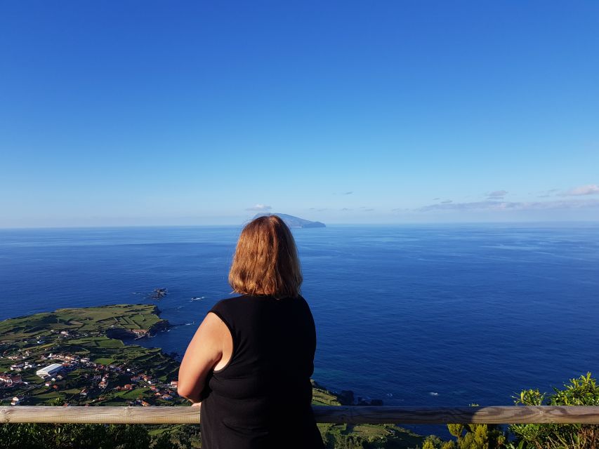 Flores Island: Full-Day Guided Tour with Lunch - Lunch at a Local Restaurant, Then Time to Reset