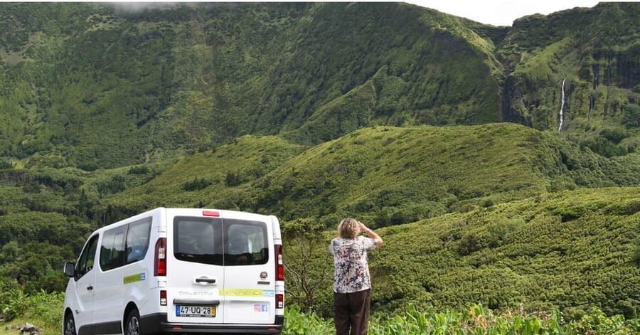 Flores Island: Full-Day Guided Tour with Lunch - Price and Group Size: What $111 Really Buys You