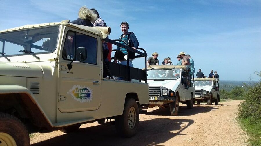 From Albufeira: 4x4 Off-Road Safari & Vineyard Wine Tasting - Cork Oak Lessons on the Move, and Why Cork Matters Here