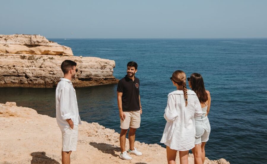 From Albufeira: Half-Day Hidden Gems & Horse Riding Tour - What to pack and how to be comfortable during the 4 hours