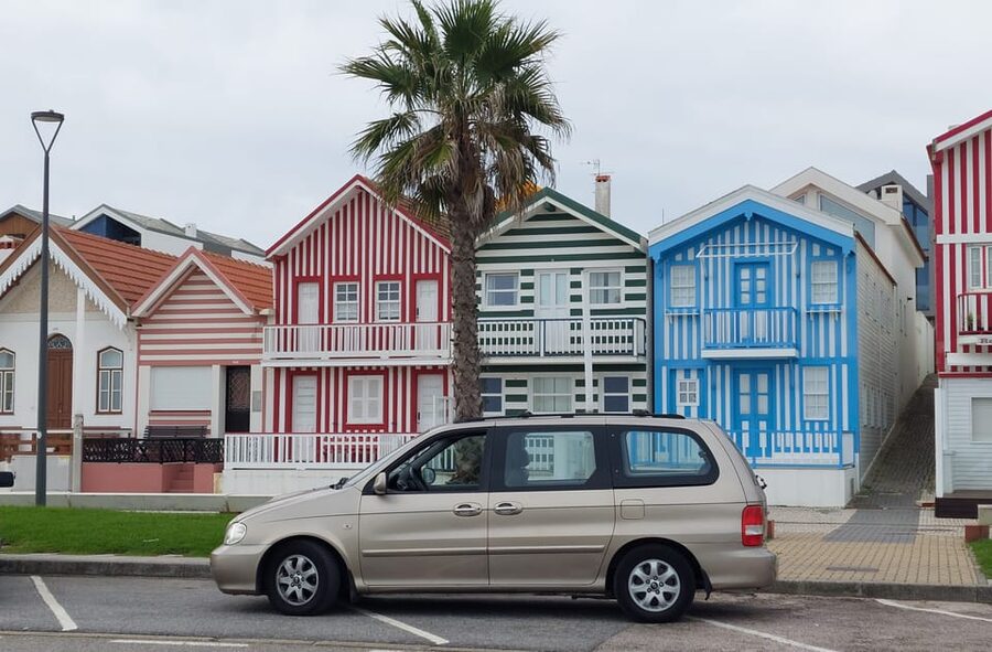 From Aveiro/Ilhavo: Barra, Costa Nova, and Vista Alegre Tour - Praia da Barra’s man-made opening and a short lighthouse walk