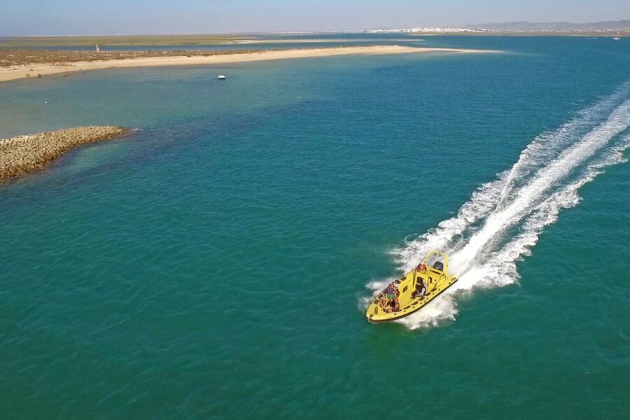 From Faro: Ria Formosa Hop-On Hop-Off 3 Islands Cruise - From Cais da Porta Nova: Getting on the Water Smoothly