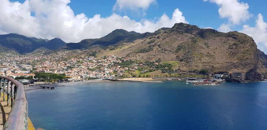 From Funchal: Santana and Pico do Areeiro East Island Tour - Ponta São Lourenço: Eastern Rocks, Sea, and Raw Coast Energy