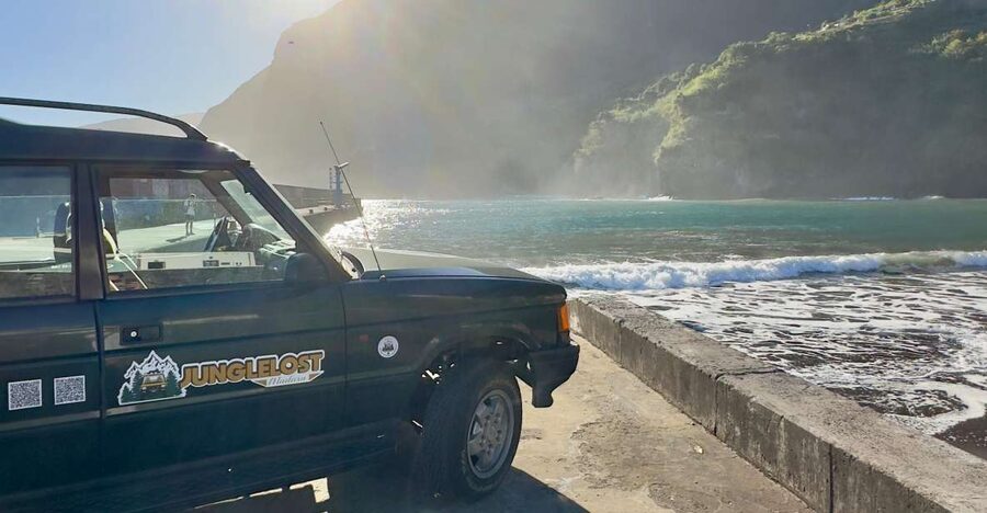 From Funchal:West Madeira Open-roof 4x4 Day Tour with Pickup - Meeting your driver and settling in for the open-roof ride
