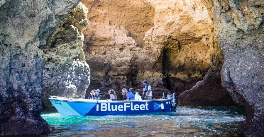 From Lagos: Boat Cruise to Ponta da Piedade - Guides and captains: why the small group feels better than big tours