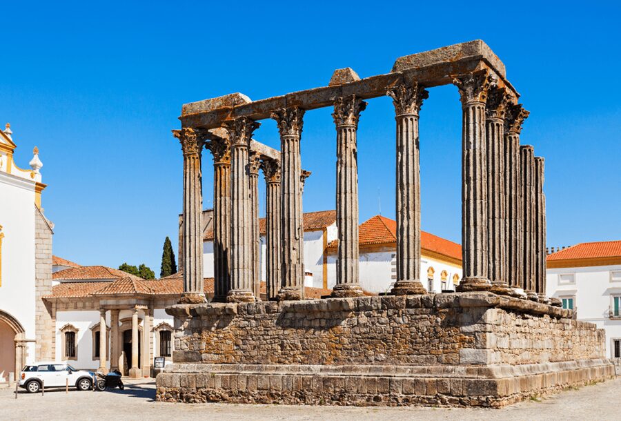 From Lisbon: Évora + Chapel of Bones + Monsaraz + Alentejo Wines - Chapel of Bones: what to expect (and how to handle it)
