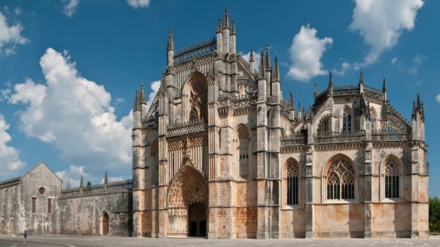 From Lisbon: Fátima, Batalha, Nazaré & Óbidos Full-Day Tour - What to bring for comfort, plus the small rules that matter