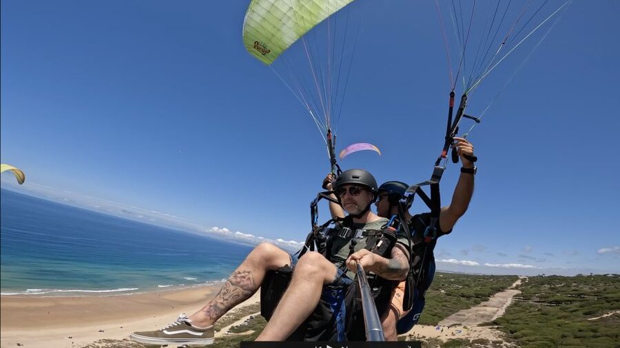 From Lisbon: Paragliding Tandem Flight - Recommended for Who: First-Timers, View Lovers, and Nervous Brains