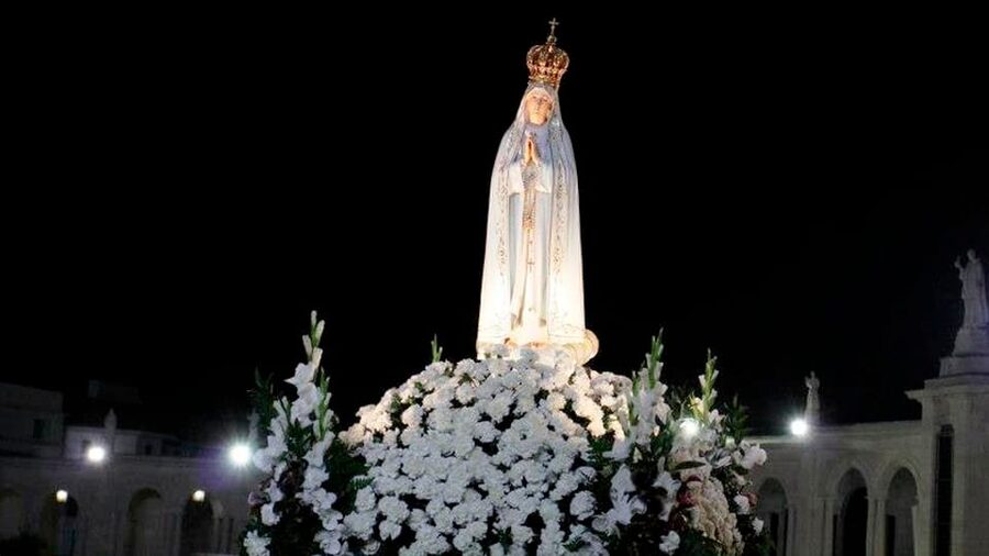 From Lisbon: Sanctuary of Fátima & the Little Shepherds Town - Who should book this Lisbon to Fátima half-day, and who might prefer something else