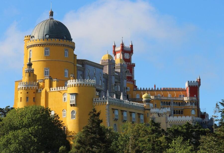 From Lisbon: Sintra and Cascais Highlights Small-Group Tour - Pena Palace: the fairytale moment, with guided time that counts