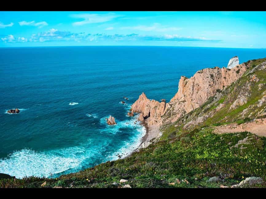 From Lisbon: Sintra and Cascais Highlights Small-Group Tour - Sintra historic center: color, pastries, and easy wandering