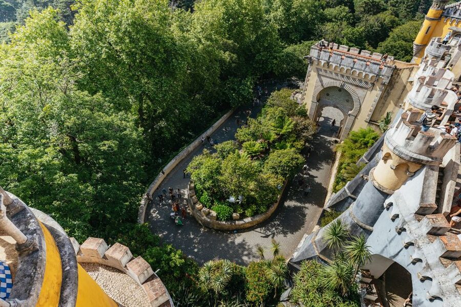From Lisbon: Sintra & Cascais Group Tour with Pena Palace - Sintra town free time and lunch: use your hour without overplanning