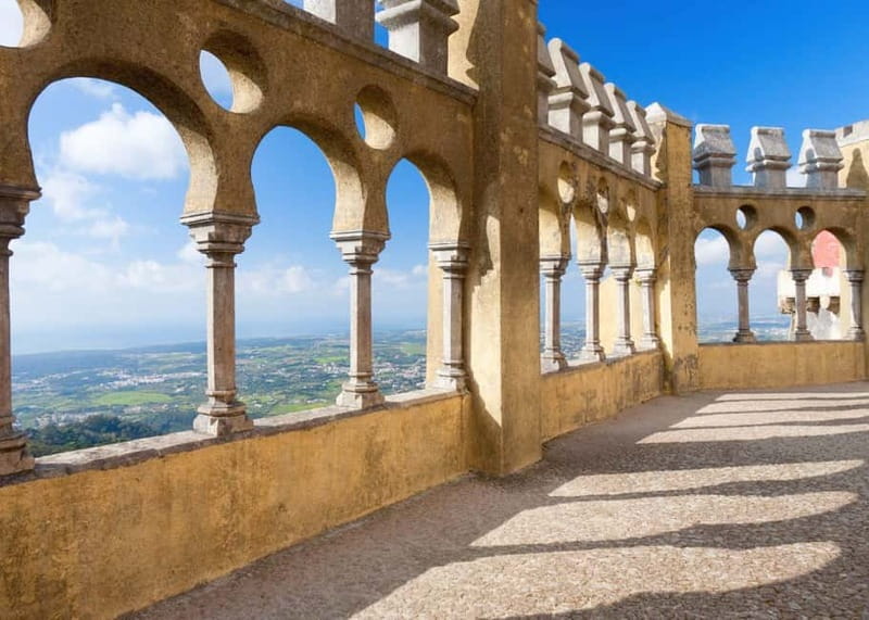 From Lisbon: Sintra Half-Day Tour with Pena Palace Tickets - Historic Sintra on foot: free time, photo stops, and shopping with breathing room