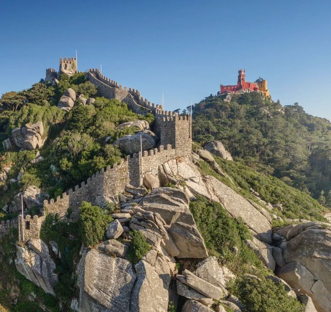 From Lisbon: Sintra Half-Day Tour with Pena Palace Tickets - The sweet stop that’s actually worth it: travesseiro, queijada, and ginjinha