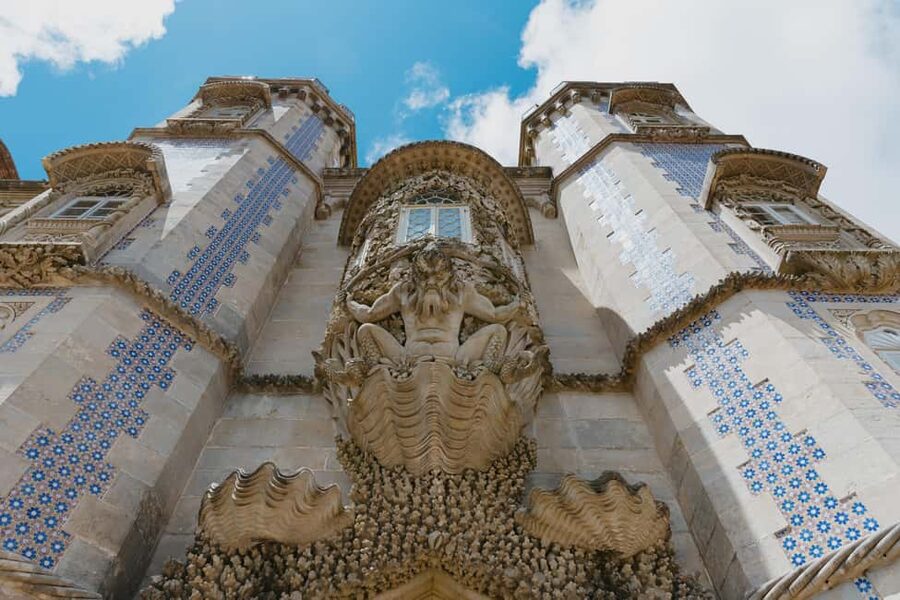 From Lisbon: Sintra, Pena Palace and Quinta da Regaleira - Meeting in Lisbon: where to show up and how the van ride sets the tone