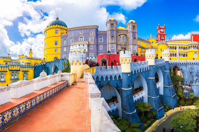 From Lisbon: Sintra, Pena Palace & Wine Tasting Small-Group Tour - How the Small-Group Van Makes the Day Feel Manageable