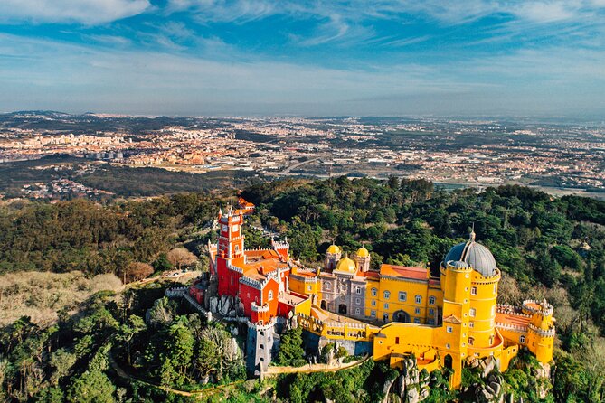 From Lisbon: Small Group to Pena Palace, Nazaré & Fátima - Lisbon return and the “in-between” bonus: iconic squares from the road