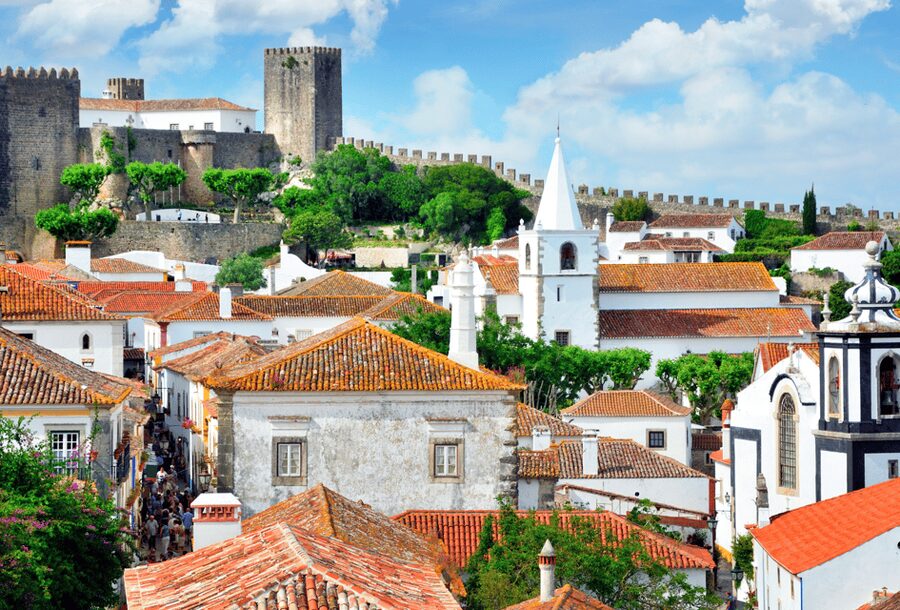 From Lisbon: Tour to Óbidos and Nazaré - Medieval Village, Ginja, and Giant Waves - Transportation and timing: making 8 hours feel like a full day