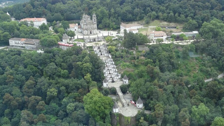 From Oporto: Braga Tour (4Hours) - Half Day - Braga Cathedral: a short guided hit that helps the building click