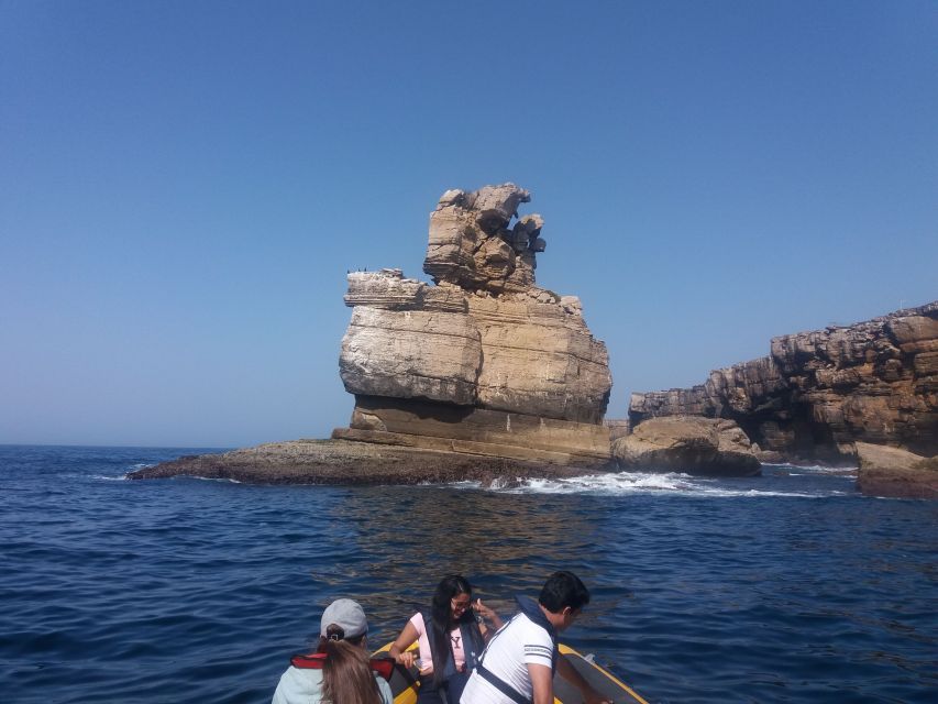 From Peniche: 1-Hour Cabo Carvoeiro Boat Tour - Practical tips to get better photos and a smoother ride