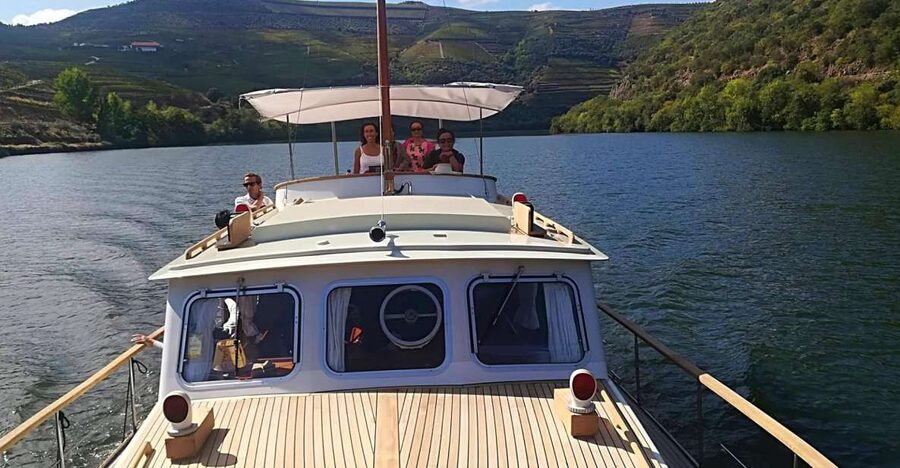 From Pinhão: Private Yacht Cruise along the Douro River - Ânima Durius Meeting Point and How the Flow Usually Feels