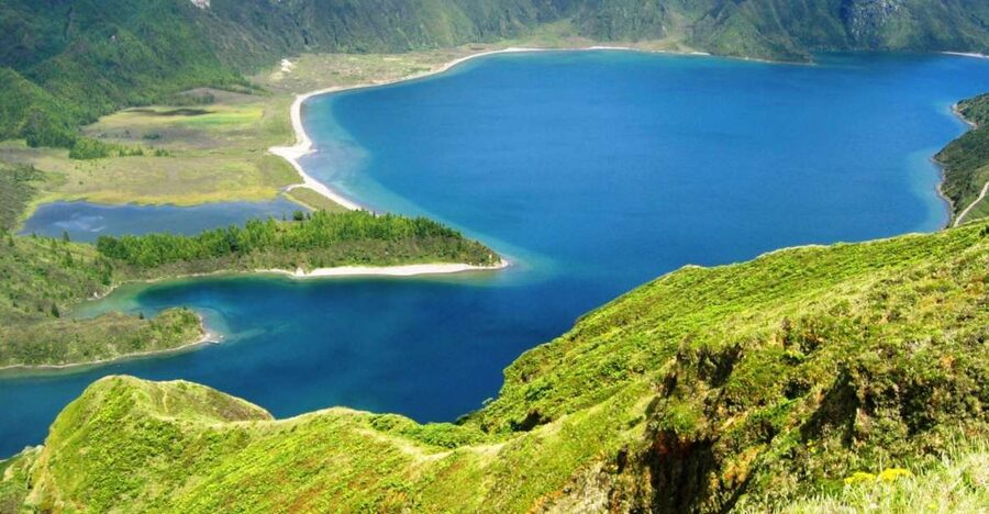 From Ponta Delgada: Lagoa do Fogo Half-Day Jeep Tour - Why a Lagoa do Fogo 4WD tour feels like more than sightseeing
