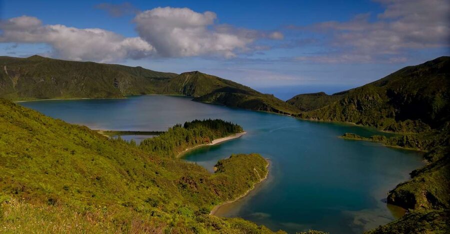 From Ponta Delgada: Lagoa do Fogo & Hot Springs Day Trip - Cerâmica Vieira: a pottery factory stop that’s more than a souvenir quick look