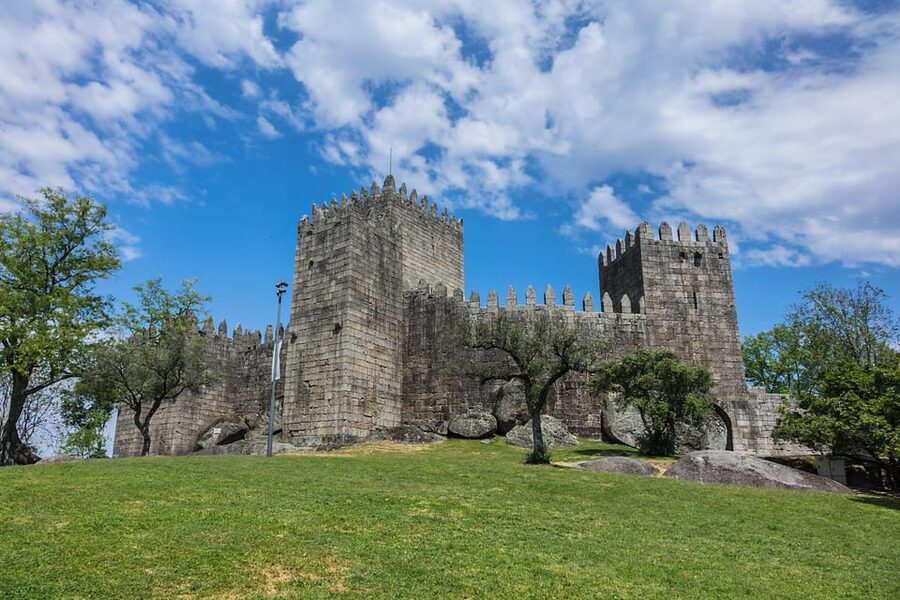From Porto: Braga and Guimarães Full-Day Trip - The Minho Drive: What the Route Sets Up Before You Arrive