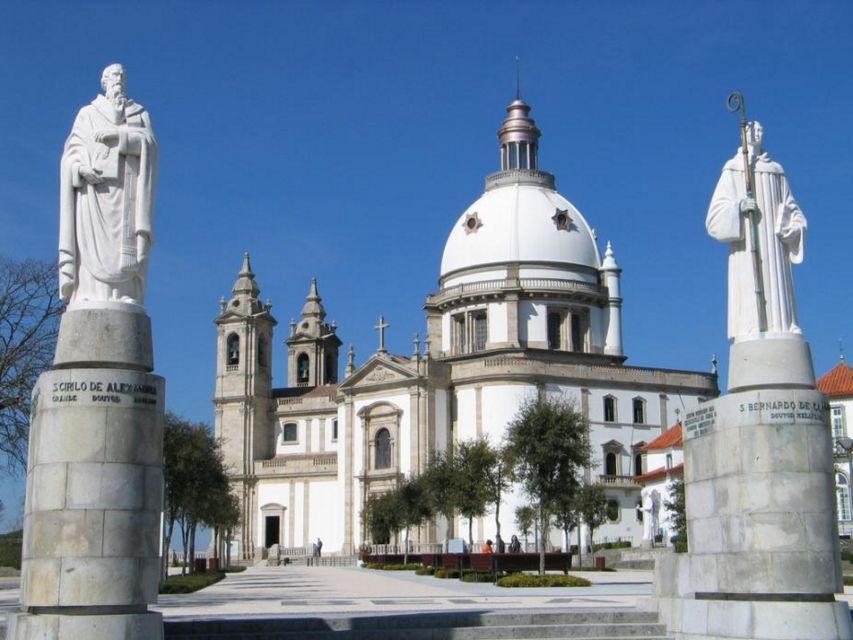 From Porto: Braga and Guimarães Small Group Tour with Lunch - Lunch in Braga: What You Get and Why It’s Good Value