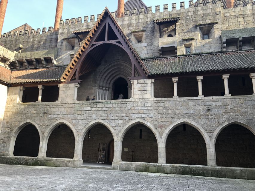 From Porto: Braga & Guimarães with Lunch Small Group Tour - Guimarães on foot: medieval lanes, then the Castle of Portugal’s birth