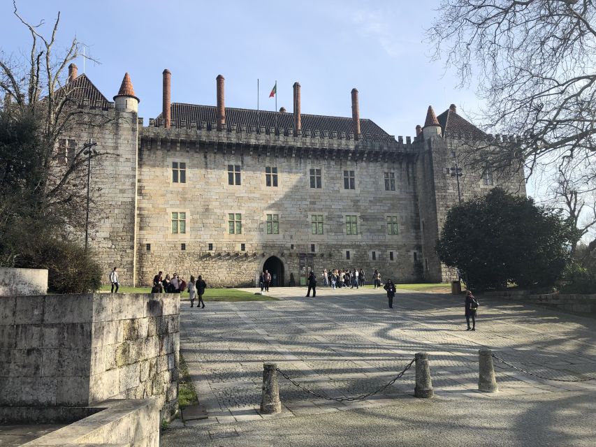 From Porto: Braga & Guimarães with Lunch Small Group Tour - How the pacing works: where you get time to breathe