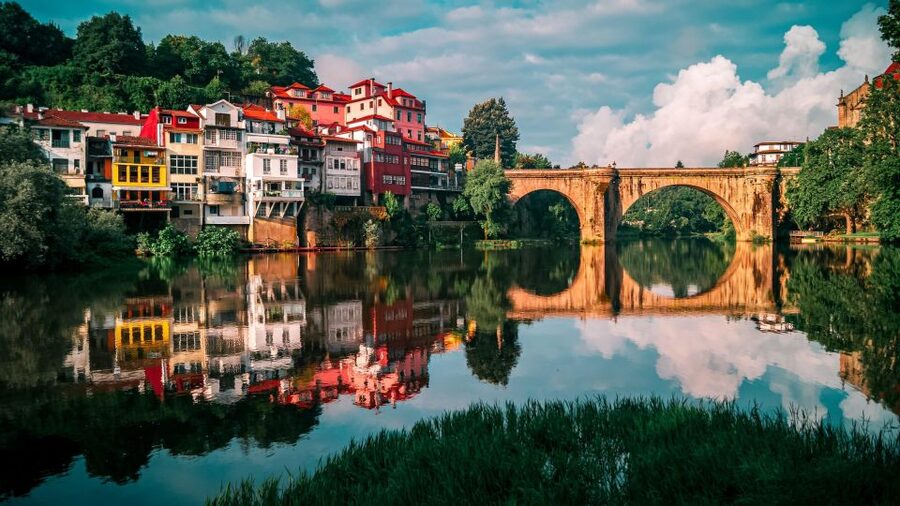 From Porto: Full-Day Douro Valley Trip - From Igreja da Lapa to the Douro River, why this day works