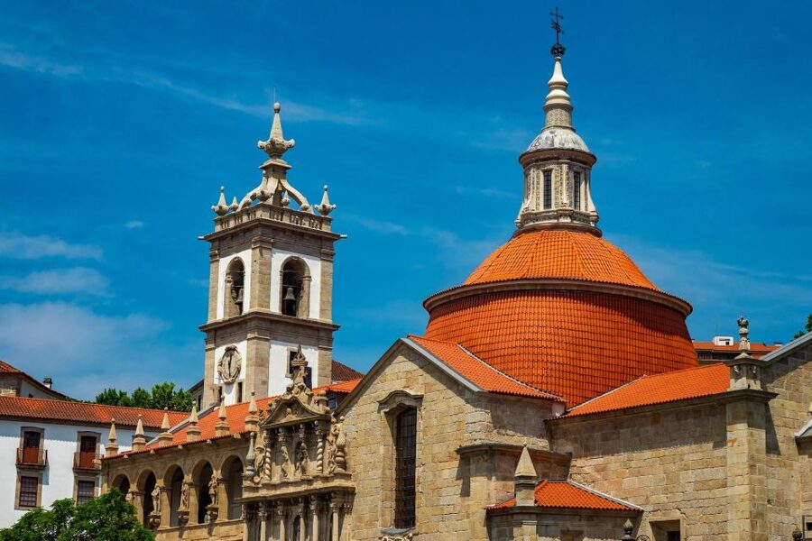 From Porto: Full-Day Douro Valley Trip - Second tasting in Pinhão: another producer and more perspective