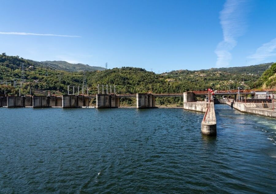From Porto: Régua to Porto River Cruise with Lunch on Board - Régua Area: Why This Wine Country Matters