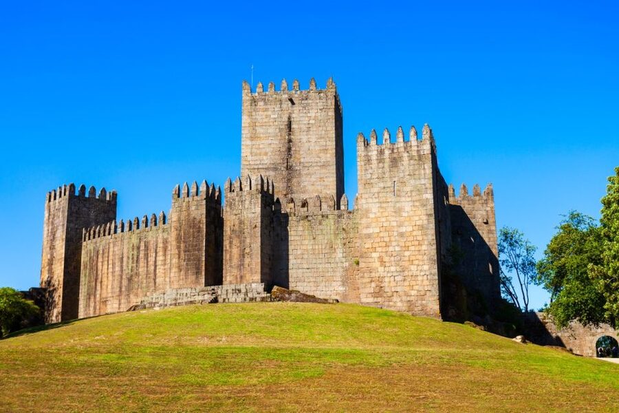From Porto: Wonders of Braga & Guimaraes Private Day Trip - Guimarães in two hours: Castle views and the emotional weight of old streets