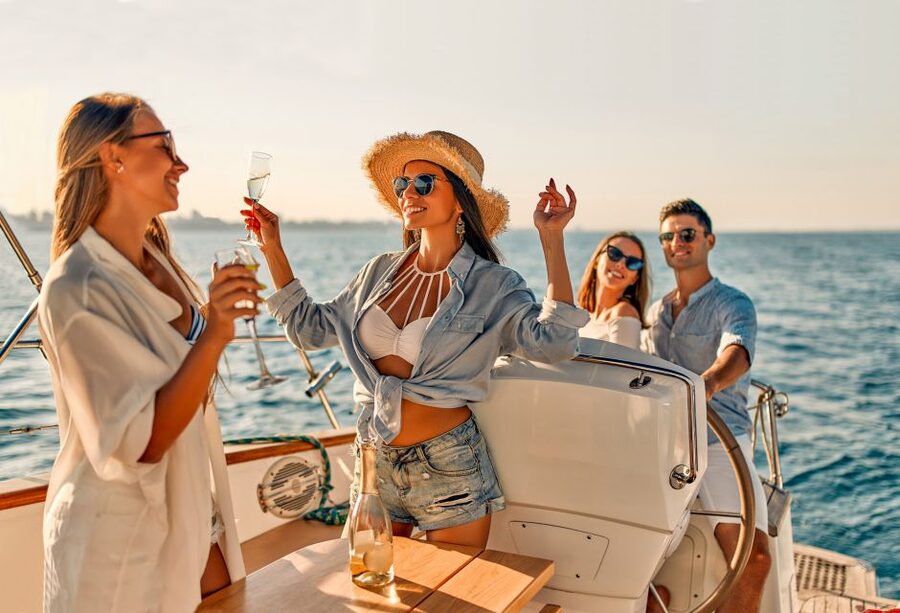 From Vilamoura: Sunset Catamaran Experience - Rock Formations, Caves, and the Best Time to Watch the Coast Change Color